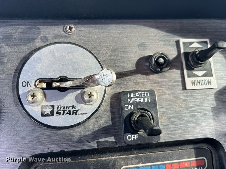 image for item DP2164 1992 Volvo  rollback truck