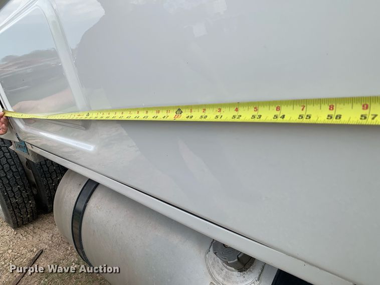 image for item DP8761 2015 Freightliner Cascadia  semi truck