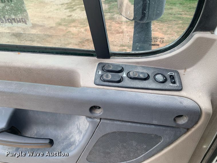 image for item DP8761 2015 Freightliner Cascadia  semi truck