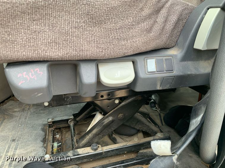 image for item DP8761 2015 Freightliner Cascadia  semi truck