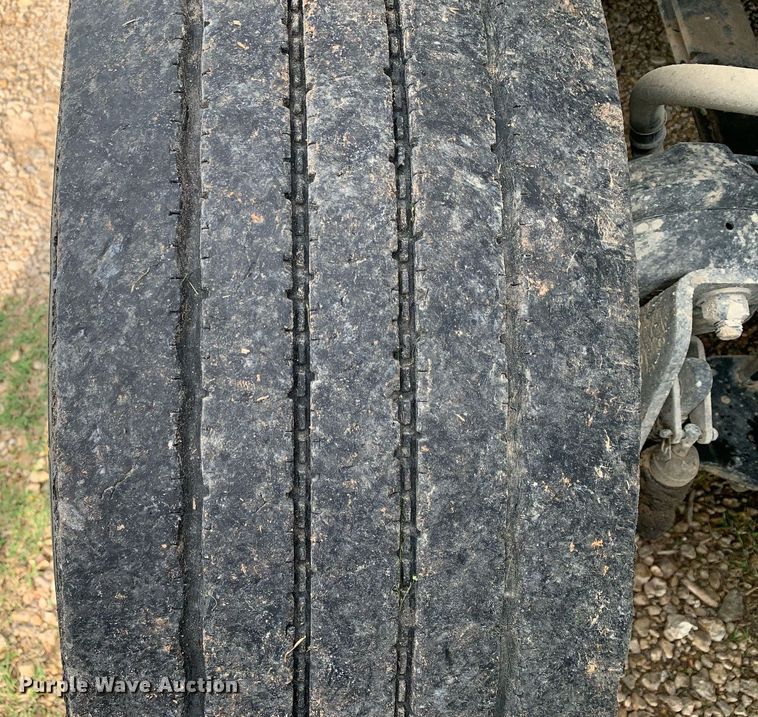 image for item DP8761 2015 Freightliner Cascadia  semi truck