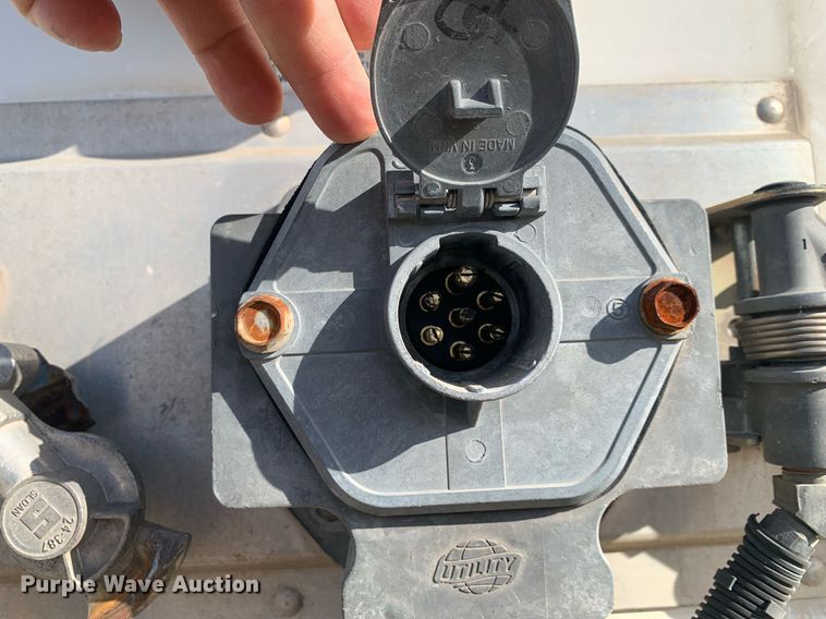 image for item DP8767 2011 Utility VS2DX  dry van trailer