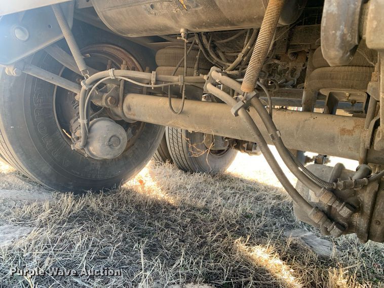 image for item DP8767 2011 Utility VS2DX  dry van trailer