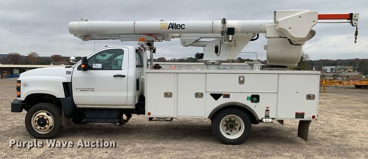 image for item DP8774 2019 Chevrolet Silverado 6500HD  bucket truck