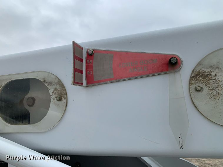 image for item DP8774 2019 Chevrolet Silverado 6500HD  bucket truck