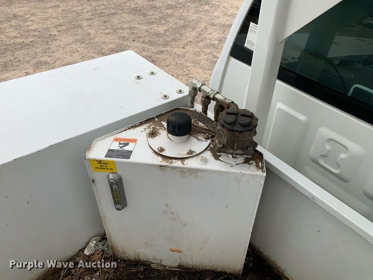 image for item DP8774 2019 Chevrolet Silverado 6500HD  bucket truck