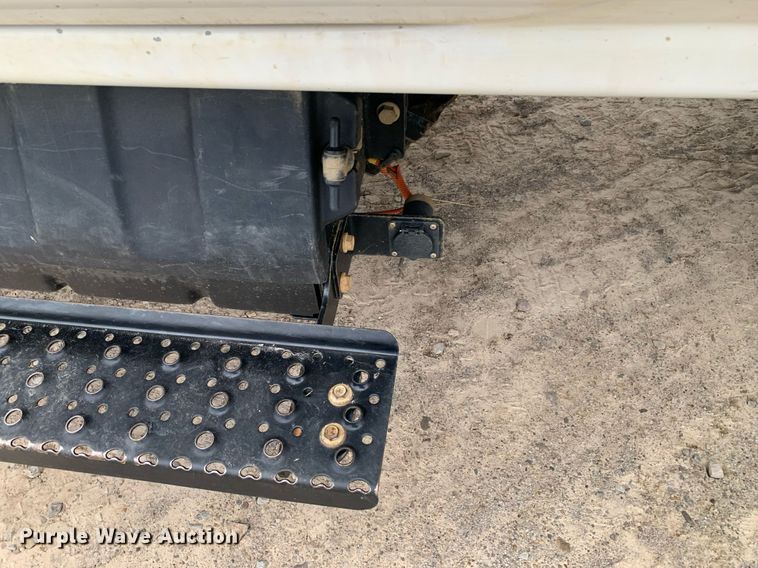 image for item DP8774 2019 Chevrolet Silverado 6500HD  bucket truck