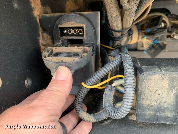 image for item DP8774 2019 Chevrolet Silverado 6500HD  bucket truck