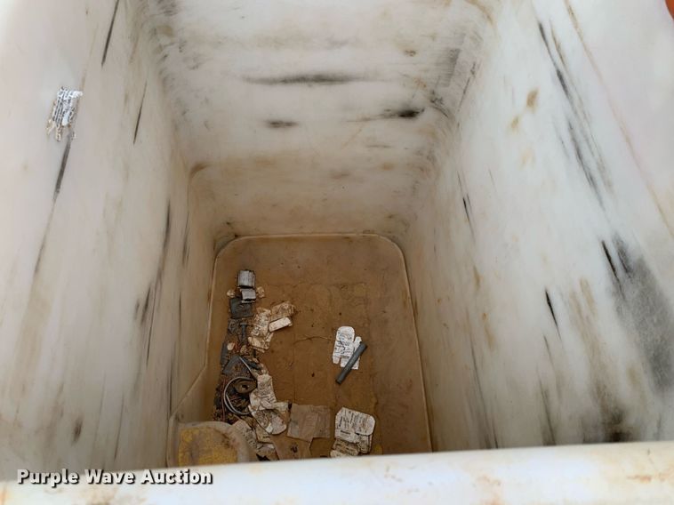 image for item DP8774 2019 Chevrolet Silverado 6500HD  bucket truck