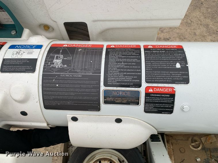 image for item DP8774 2019 Chevrolet Silverado 6500HD  bucket truck