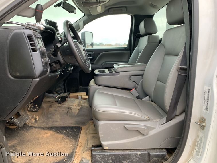 image for item DP8774 2019 Chevrolet Silverado 6500HD  bucket truck