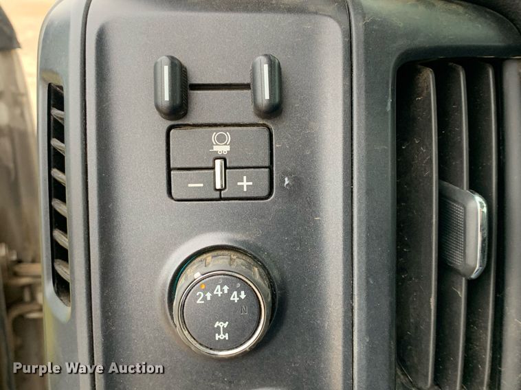 image for item DP8774 2019 Chevrolet Silverado 6500HD  bucket truck