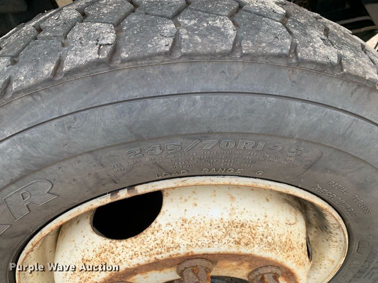 image for item DP8774 2019 Chevrolet Silverado 6500HD  bucket truck