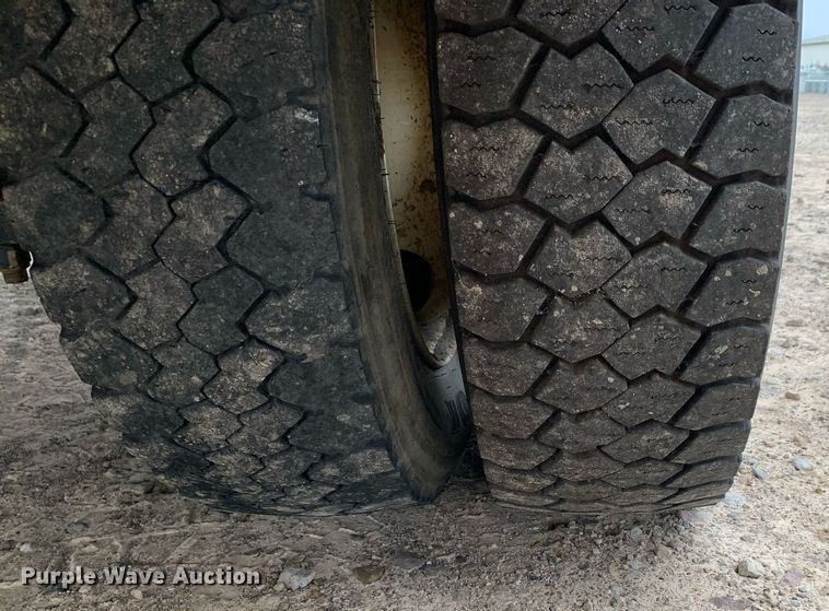 image for item DP8774 2019 Chevrolet Silverado 6500HD  bucket truck