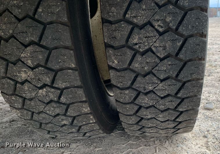 image for item DP8774 2019 Chevrolet Silverado 6500HD  bucket truck