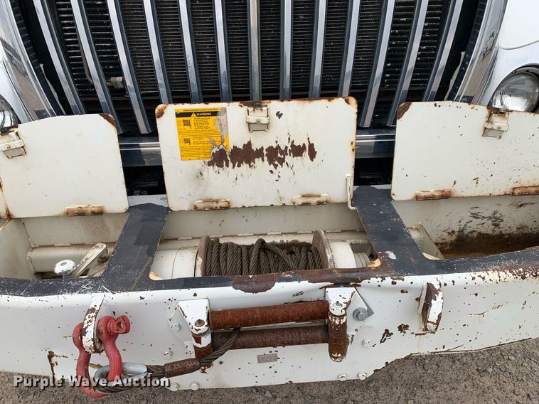 image for item DP8775 2011 International WorkStar 7400  digger derrick truck