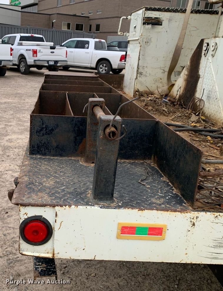 image for item DP8775 2011 International WorkStar 7400  digger derrick truck