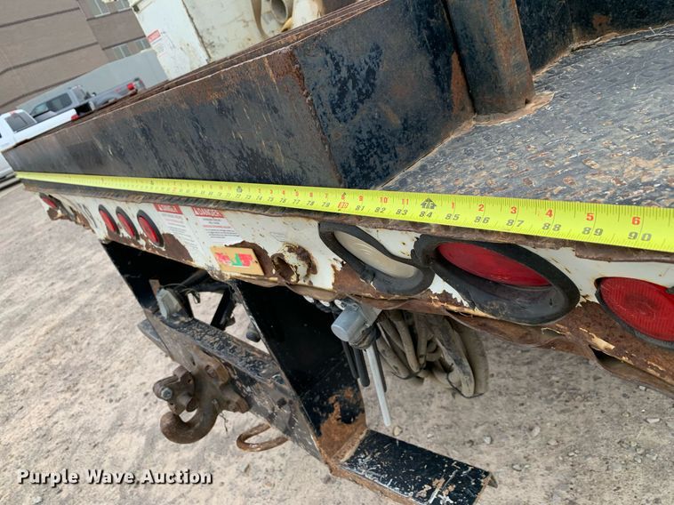 image for item DP8775 2011 International WorkStar 7400  digger derrick truck