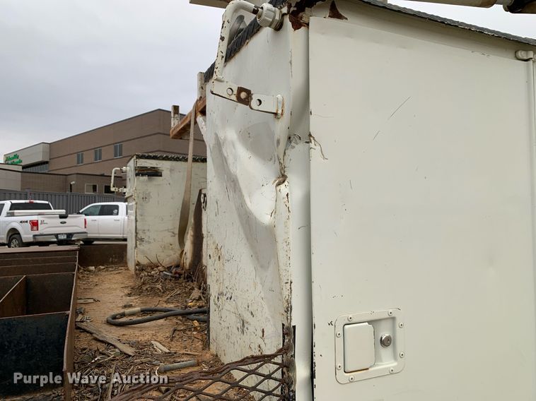 image for item DP8775 2011 International WorkStar 7400  digger derrick truck