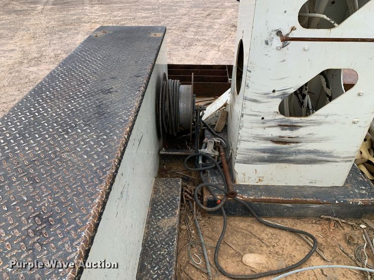 image for item DP8775 2011 International WorkStar 7400  digger derrick truck