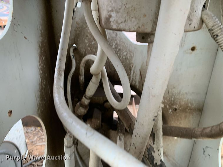 image for item DP8775 2011 International WorkStar 7400  digger derrick truck