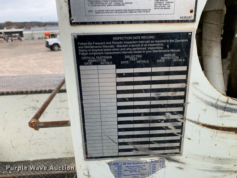 image for item DP8775 2011 International WorkStar 7400  digger derrick truck