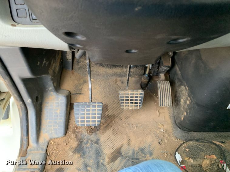 image for item DP8775 2011 International WorkStar 7400  digger derrick truck