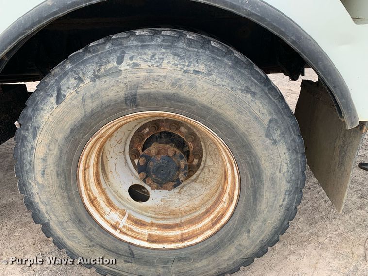 image for item DP8775 2011 International WorkStar 7400  digger derrick truck