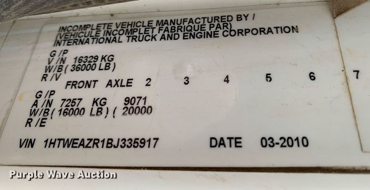 image for item DP8775 2011 International WorkStar 7400  digger derrick truck