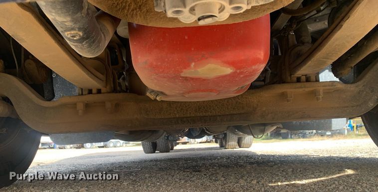 image for item DP8786 2016 Peterbilt 587  semi truck