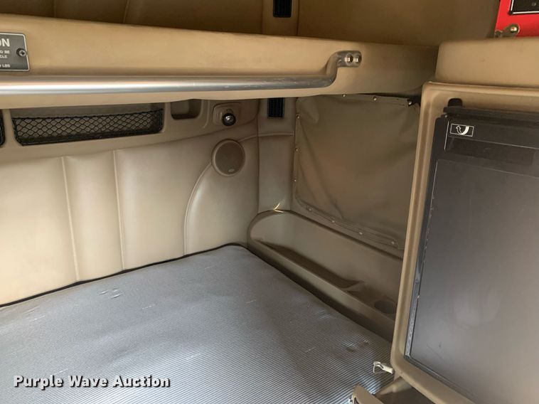 image for item DP8786 2016 Peterbilt 587  semi truck