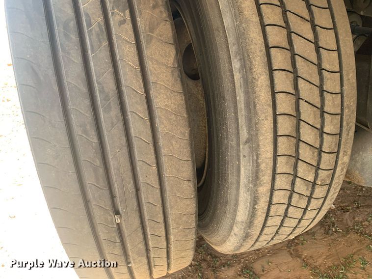 image for item DP8787 2014 Utility VS2RA  refrigerated van trailer