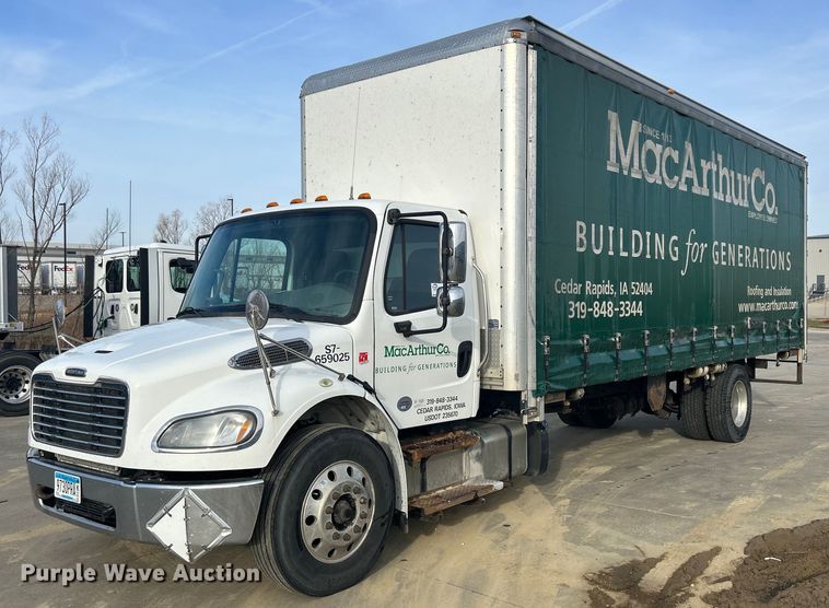 image for item DQ1069 2018 Freightliner SD114  box truck