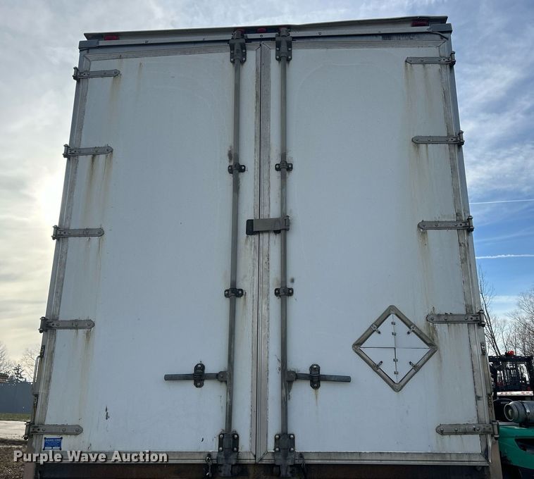 image for item DQ1069 2018 Freightliner SD114  box truck