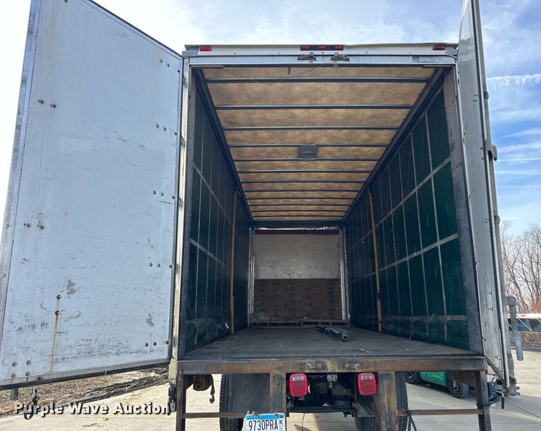 image for item DQ1069 2018 Freightliner SD114  box truck