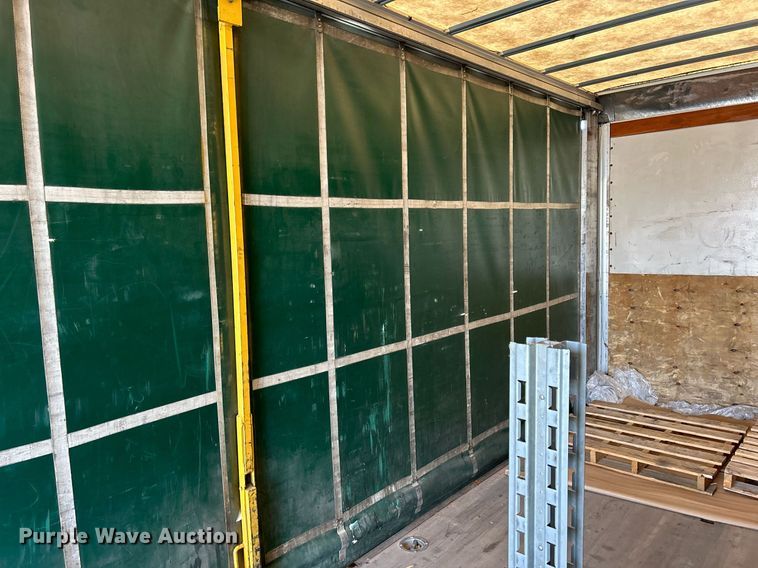 image for item DQ1069 2018 Freightliner SD114  box truck