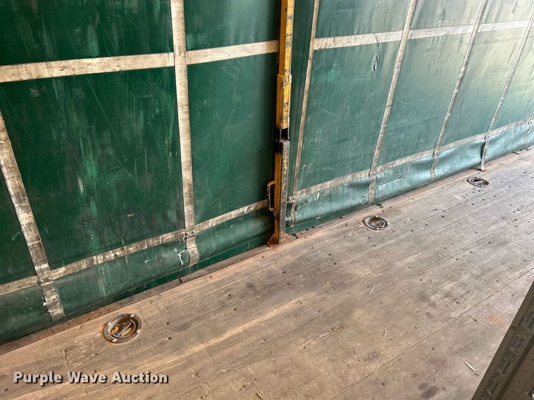 image for item DQ1069 2018 Freightliner SD114  box truck