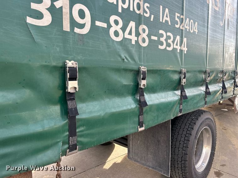 image for item DQ1069 2018 Freightliner SD114  box truck