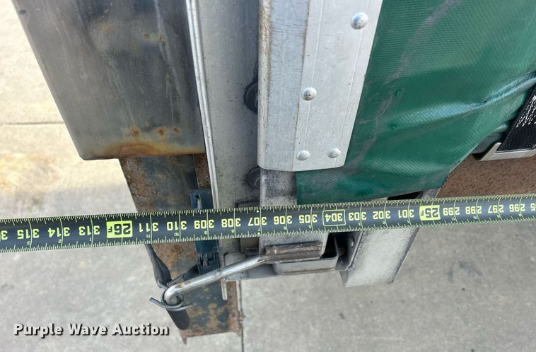 image for item DQ1069 2018 Freightliner SD114  box truck