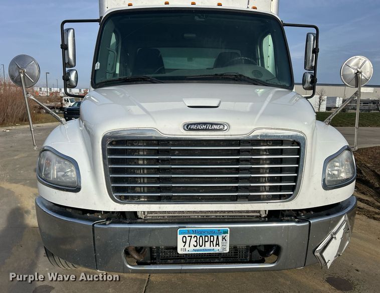 image for item DQ1069 2018 Freightliner SD114  box truck