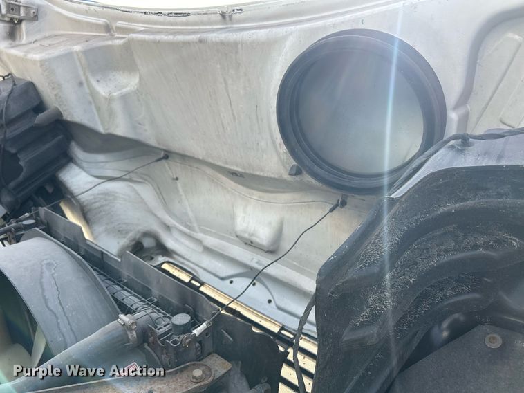 image for item DQ1069 2018 Freightliner SD114  box truck