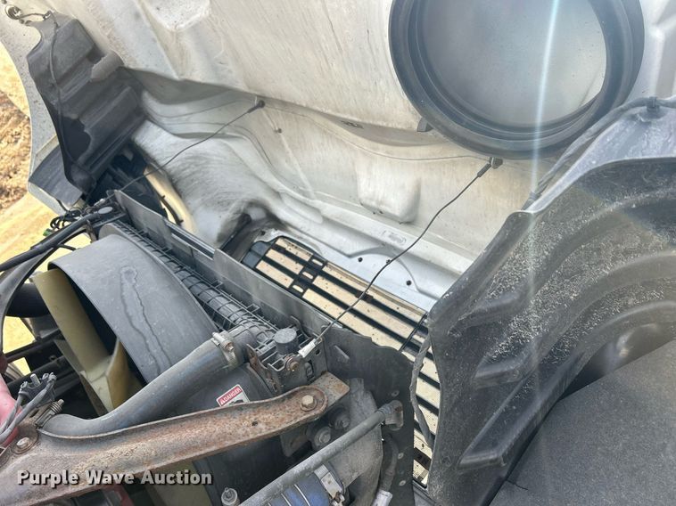 image for item DQ1069 2018 Freightliner SD114  box truck