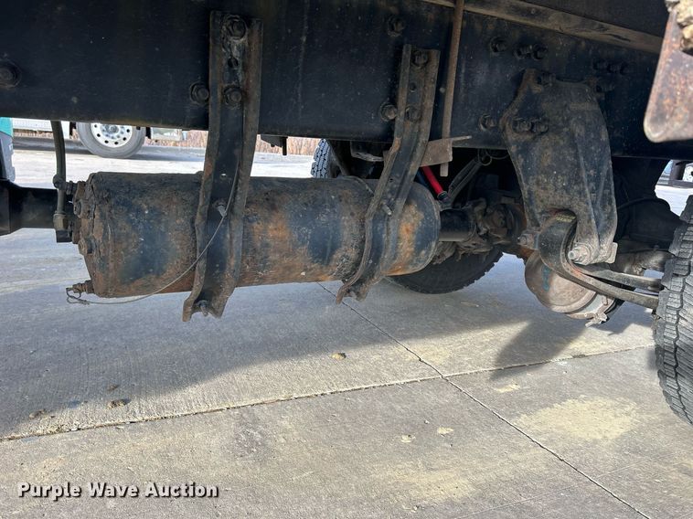 image for item DQ1069 2018 Freightliner SD114  box truck