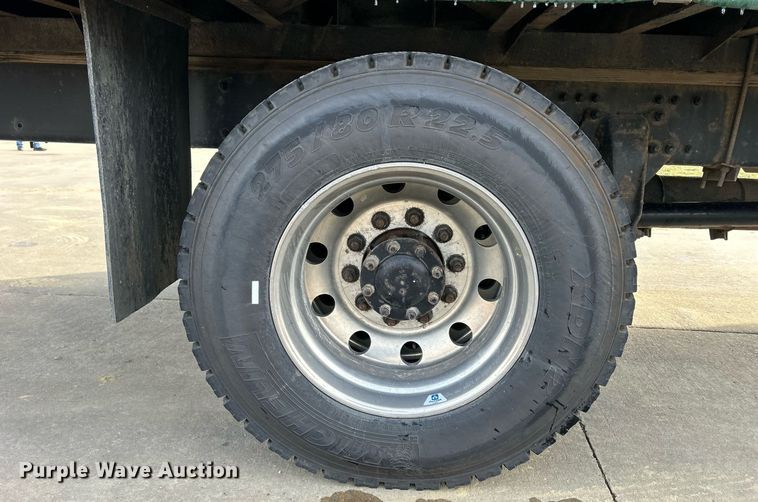 image for item DQ1069 2018 Freightliner SD114  box truck