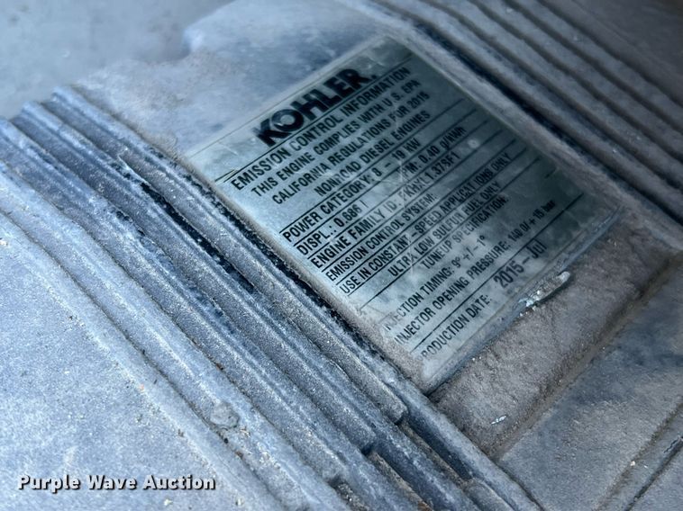 image for item DQ2321 2016 Freightliner Cascadia  semi truck