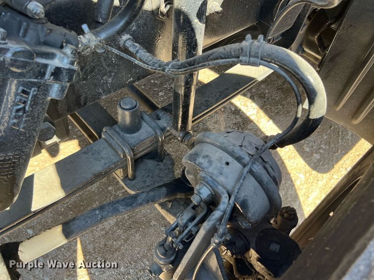 image for item DQ2321 2016 Freightliner Cascadia  semi truck