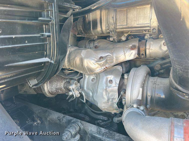 image for item DQ2321 2016 Freightliner Cascadia  semi truck