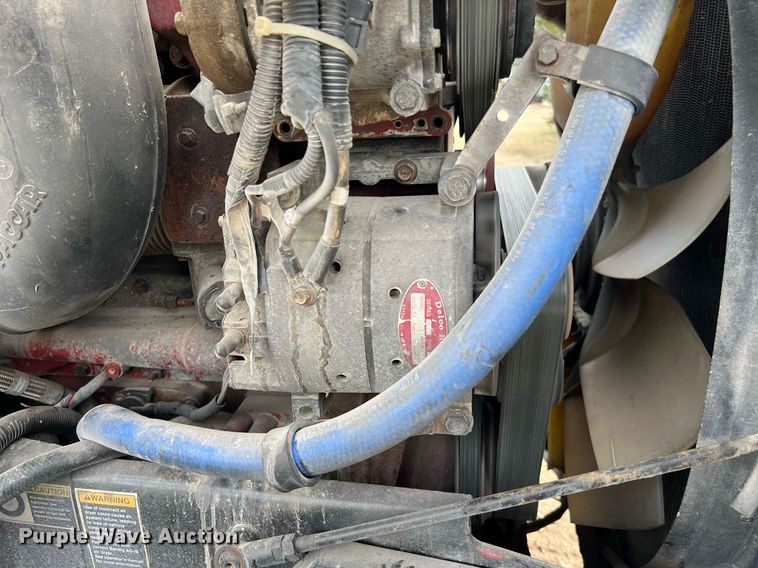 image for item DQ2336 2007 Kenworth T600  semi truck