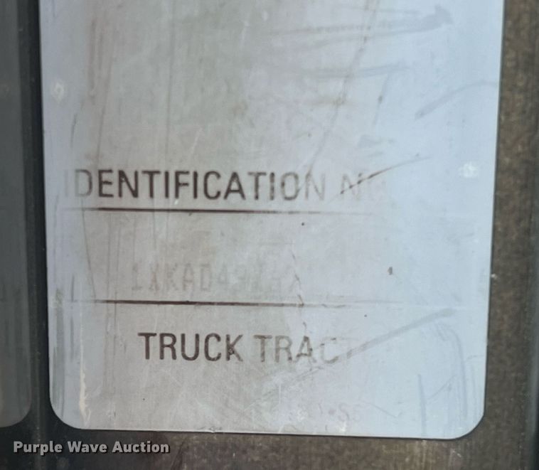 image for item DQ2336 2007 Kenworth T600  semi truck