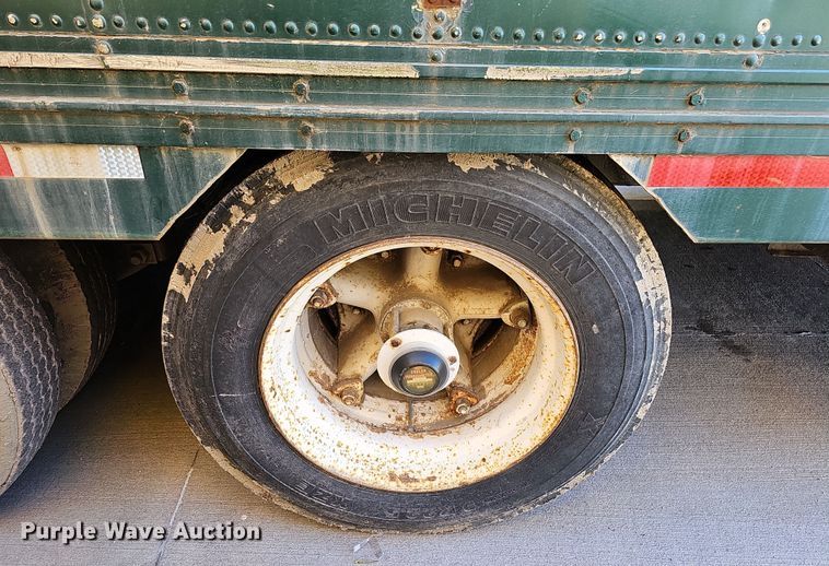 image for item DQ8513 1976 Kentucky Trailers FVCC  dry van trailer